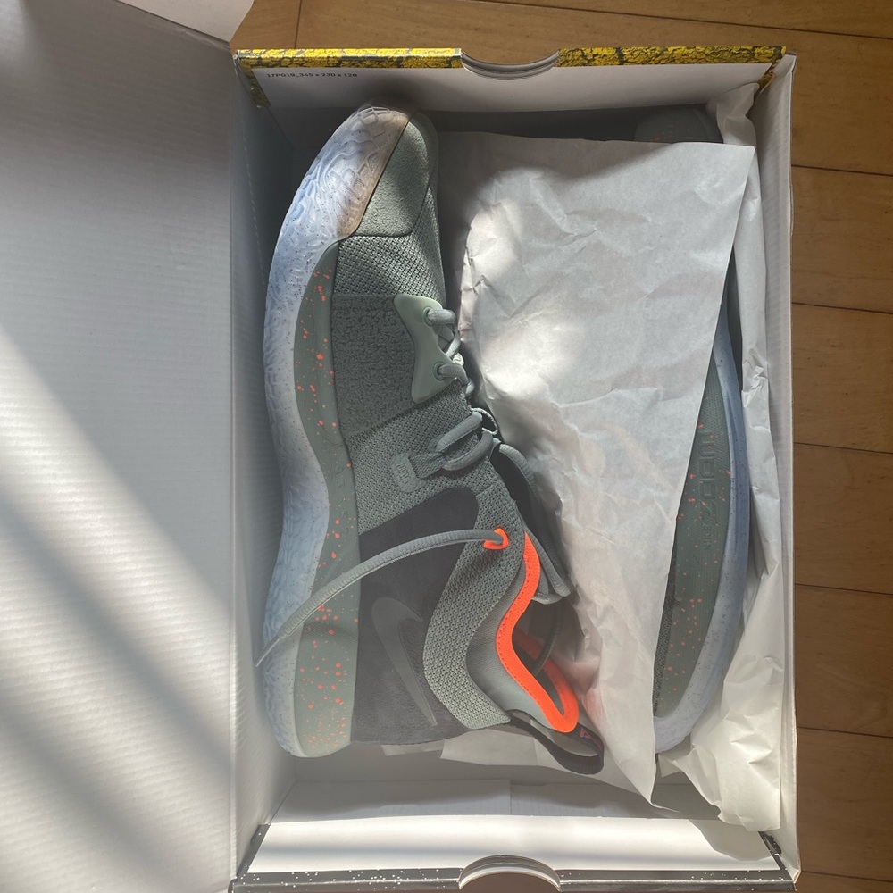 TWO PAIRS! Nike PG 2 (All-Star Weekend) 11.5 Jordan Spizike Black Cement Size 11